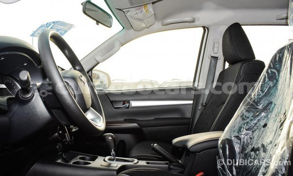 Buy Import Toyota Hilux White Car in Import - Dubai in Curacao Buy Import Toyota Hilux White Car in Import - Dubai in Curacao