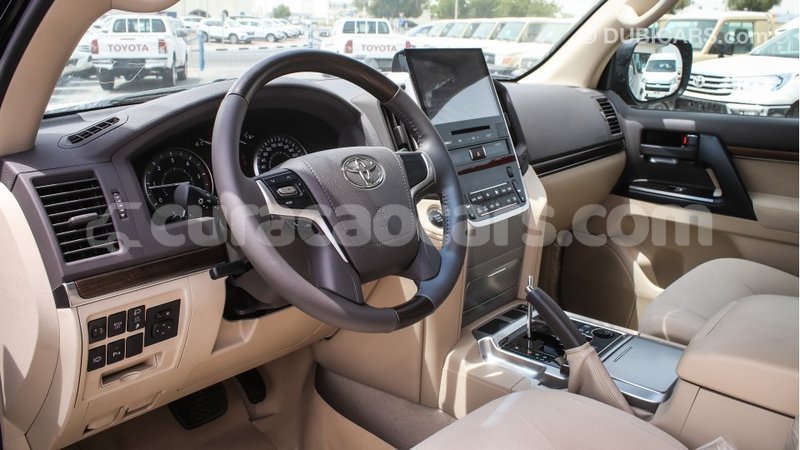 Big with watermark toyota land cruiser curacao import dubai 1770