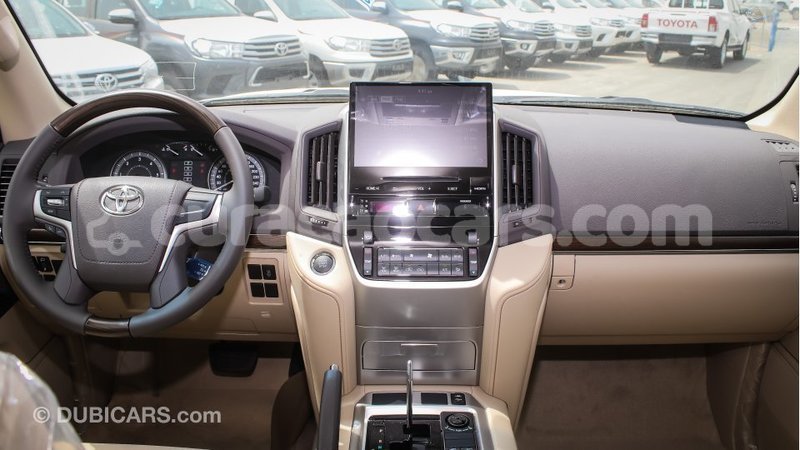 Big with watermark toyota land cruiser curacao import dubai 1770