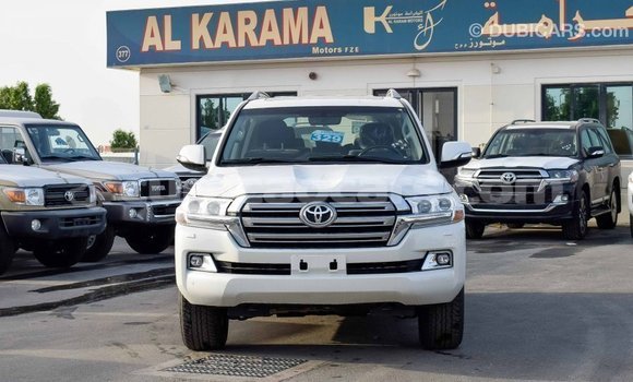 Buy Import Toyota Land Cruiser White Car in Import - Dubai in Curacao Buy Import Toyota Land Cruiser White Car in Import - Dubai in Curacao