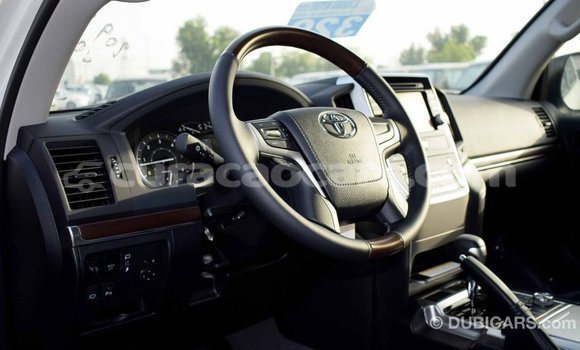 Buy Import Toyota Land Cruiser White Car in Import - Dubai in Curacao Buy Import Toyota Land Cruiser White Car in Import - Dubai in Curacao