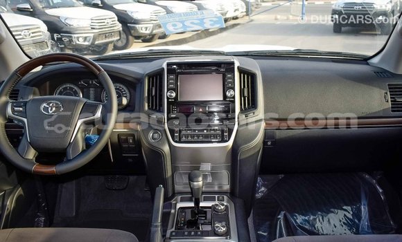 Buy Import Toyota Land Cruiser White Car in Import - Dubai in Curacao Buy Import Toyota Land Cruiser White Car in Import - Dubai in Curacao
