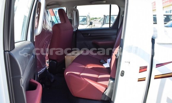 Buy Import Toyota Hilux White Car in Import - Dubai in Curacao Buy Import Toyota Hilux White Car in Import - Dubai in Curacao