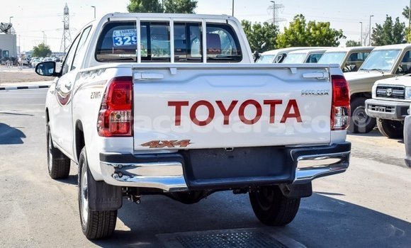 Buy Import Toyota Hilux White Car in Import - Dubai in Curacao Buy Import Toyota Hilux White Car in Import - Dubai in Curacao