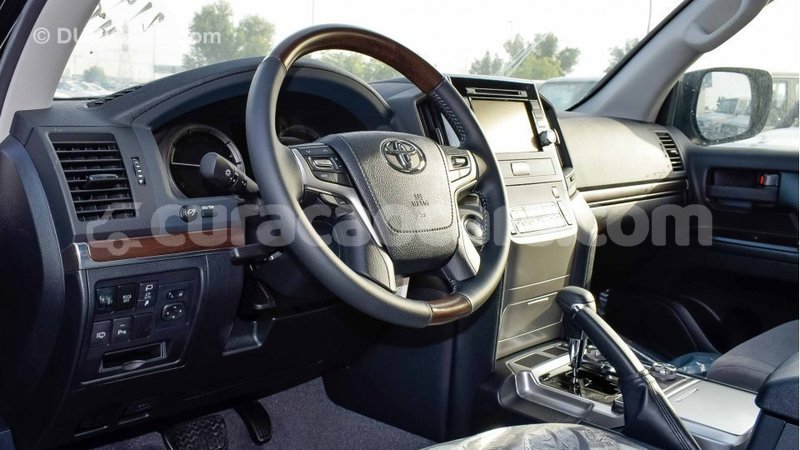 Big with watermark toyota land cruiser curacao import dubai 1778