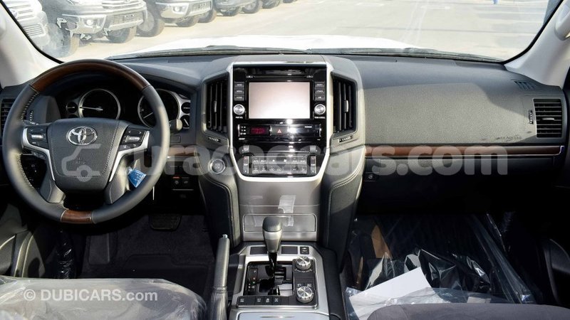 Big with watermark toyota land cruiser curacao import dubai 1778