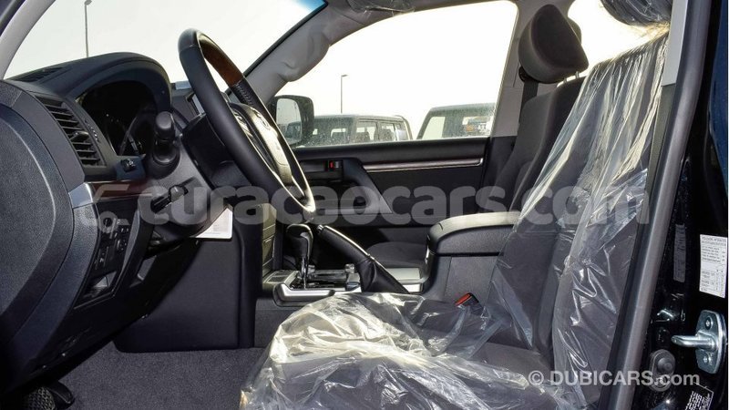 Big with watermark toyota land cruiser curacao import dubai 1778