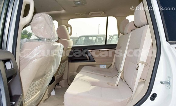 Buy Import Toyota Land Cruiser White Car in Import - Dubai in Curacao Buy Import Toyota Land Cruiser White Car in Import - Dubai in Curacao