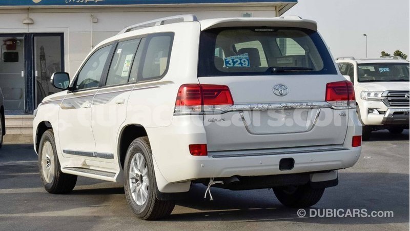 Big with watermark toyota land cruiser curacao import dubai 1779