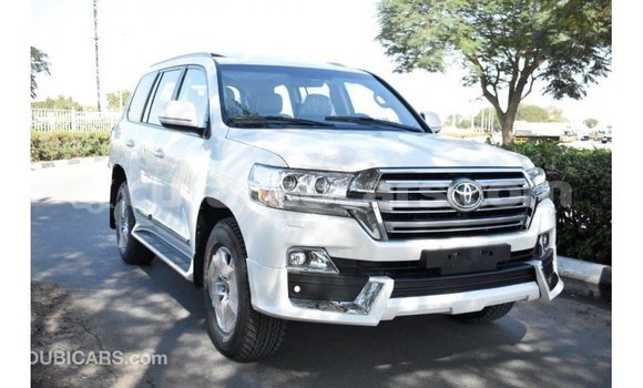 Buy Import Toyota Land Cruiser White Car in Import - Dubai in Curacao Buy Import Toyota Land Cruiser White Car in Import - Dubai in Curacao