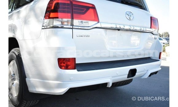 Buy Import Toyota Land Cruiser White Car in Import - Dubai in Curacao Buy Import Toyota Land Cruiser White Car in Import - Dubai in Curacao