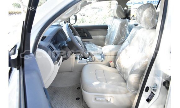 Buy Import Toyota Land Cruiser White Car in Import - Dubai in Curacao Buy Import Toyota Land Cruiser White Car in Import - Dubai in Curacao