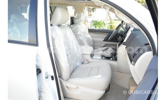 Buy Import Toyota Land Cruiser White Car in Import - Dubai in Curacao Buy Import Toyota Land Cruiser White Car in Import - Dubai in Curacao