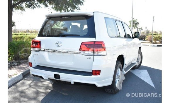Buy Import Toyota Land Cruiser White Car in Import - Dubai in Curacao Buy Import Toyota Land Cruiser White Car in Import - Dubai in Curacao
