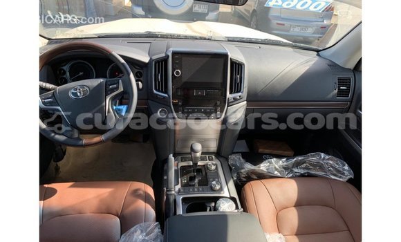 Buy Import Toyota Land Cruiser White Car in Import - Dubai in Curacao Buy Import Toyota Land Cruiser White Car in Import - Dubai in Curacao
