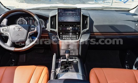 Buy Import Toyota Land Cruiser White Car in Import - Dubai in Curacao Buy Import Toyota Land Cruiser White Car in Import - Dubai in Curacao