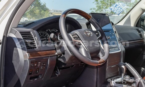 Buy Import Toyota Land Cruiser White Car in Import - Dubai in Curacao Buy Import Toyota Land Cruiser White Car in Import - Dubai in Curacao
