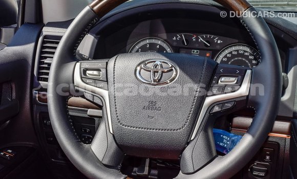 Buy Import Toyota Land Cruiser White Car in Import - Dubai in Curacao Buy Import Toyota Land Cruiser White Car in Import - Dubai in Curacao