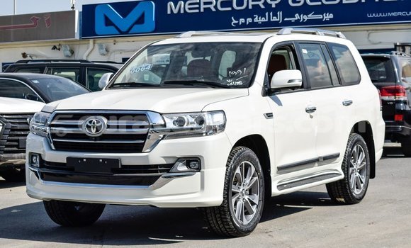 Buy Import Toyota Land Cruiser White Car in Import - Dubai in Curacao Buy Import Toyota Land Cruiser White Car in Import - Dubai in Curacao