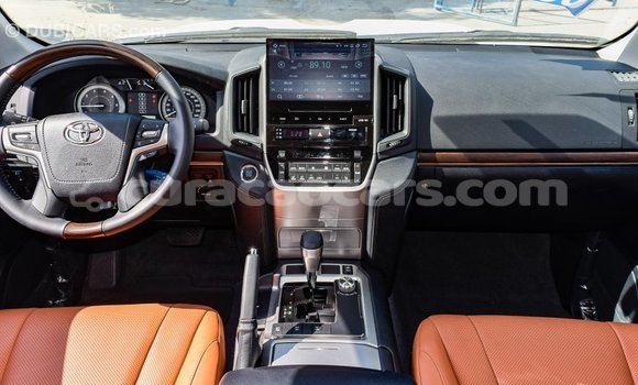 Buy Import Toyota Land Cruiser White Car in Import - Dubai in Curacao Buy Import Toyota Land Cruiser White Car in Import - Dubai in Curacao