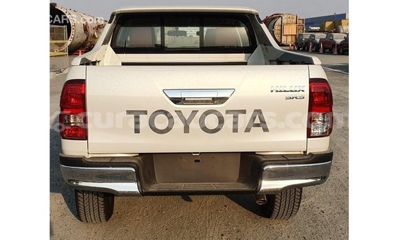 Buy Import Toyota Hilux White Car in Import - Dubai in Curacao Buy Import Toyota Hilux White Car in Import - Dubai in Curacao