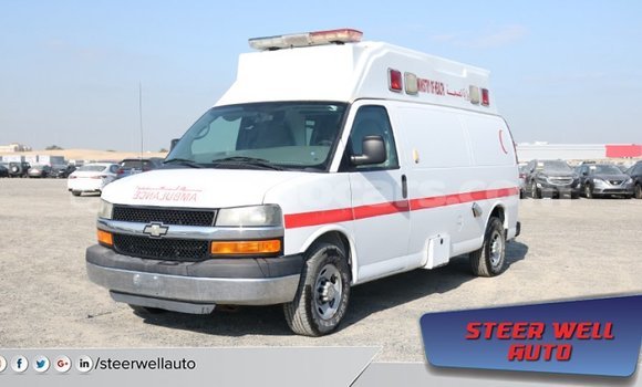 Buy Import Chevrolet Express White Car in Import - Dubai in Curacao