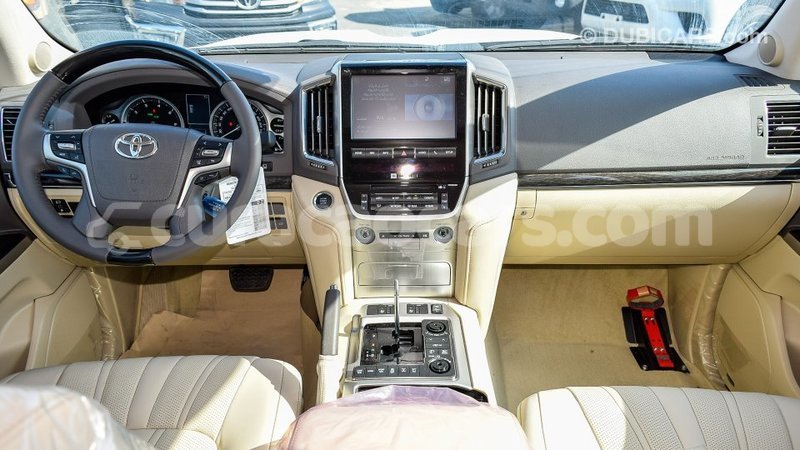 Big with watermark toyota land cruiser curacao import dubai 1817