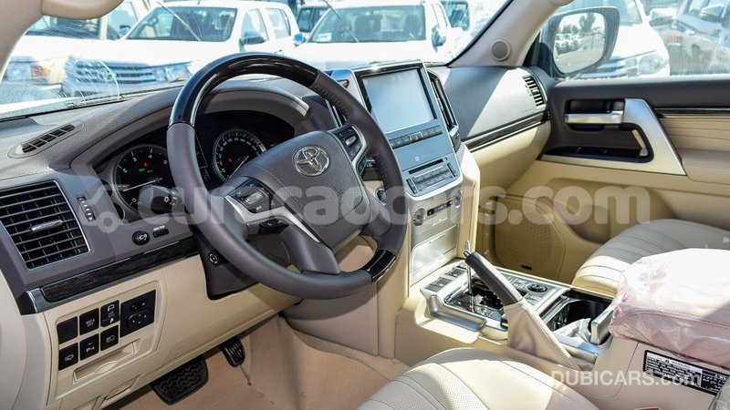 Big with watermark toyota land cruiser curacao import dubai 1817