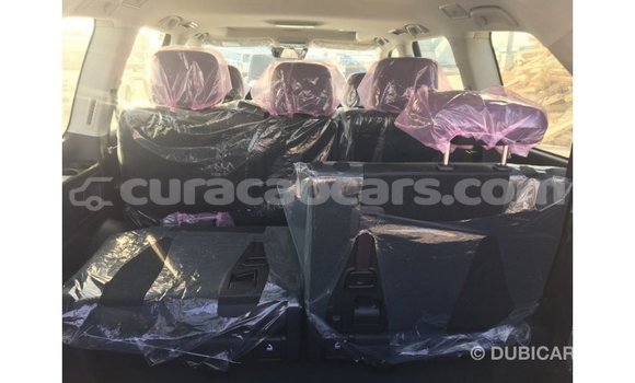 Buy Import Toyota Land Cruiser Black Car in Import - Dubai in Curacao