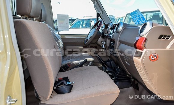 Buy Import Toyota Land Cruiser Beige Car in Import - Dubai in Curacao Buy Import Toyota Land Cruiser Beige Car in Import - Dubai in Curacao