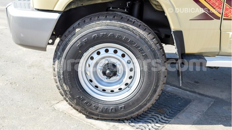 Big with watermark toyota land cruiser curacao import dubai 1820
