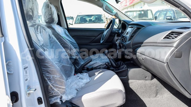 Big with watermark mitsubishi l200 curacao import dubai 1821