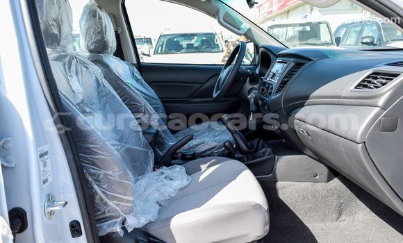 Buy Import Mitsubishi L200 White Car in Import - Dubai in Curacao Buy Import Mitsubishi L200 White Car in Import - Dubai in Curacao