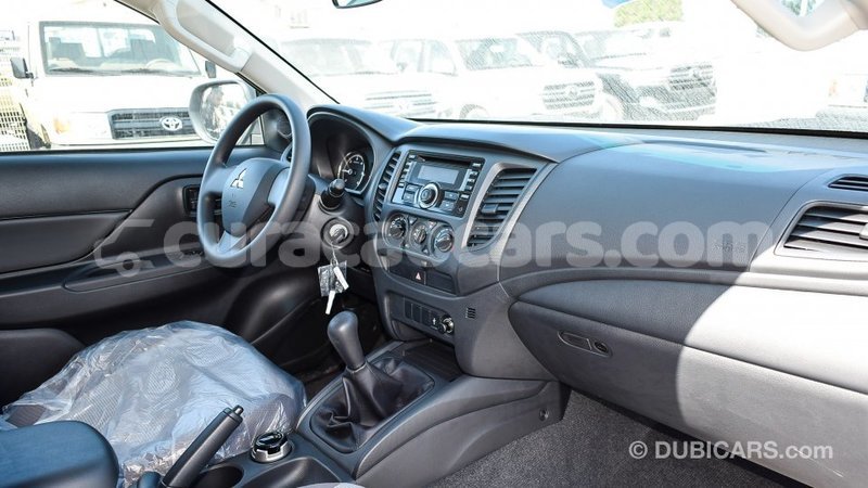 Big with watermark mitsubishi l200 curacao import dubai 1825