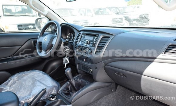 Buy Import Mitsubishi L200 White Car in Import - Dubai in Curacao Buy Import Mitsubishi L200 White Car in Import - Dubai in Curacao