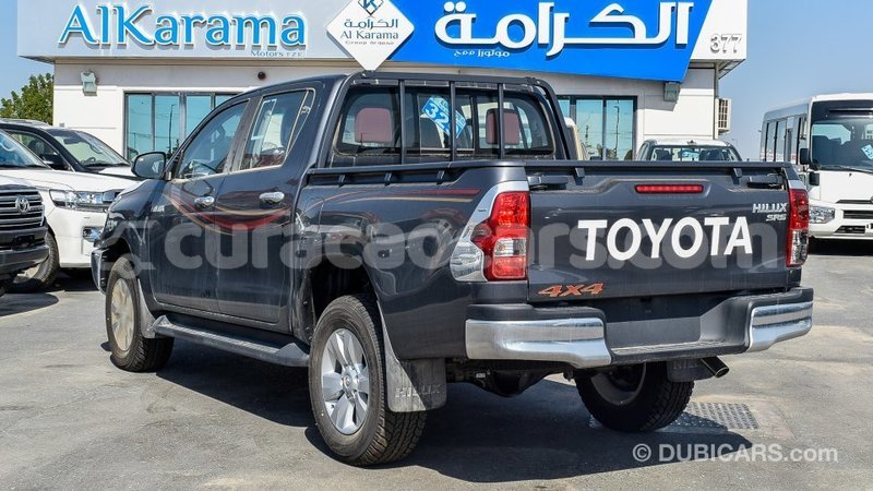 Big with watermark toyota hilux curacao import dubai 1827