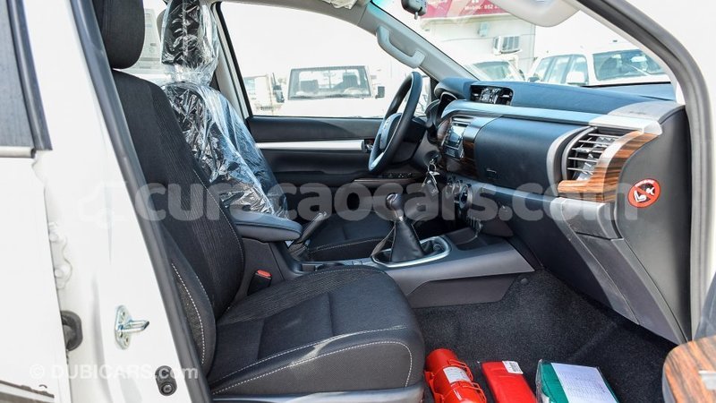 Big with watermark toyota hilux curacao import dubai 1829