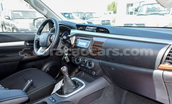 Buy Import Toyota Hilux White Car in Import - Dubai in Curacao Buy Import Toyota Hilux White Car in Import - Dubai in Curacao