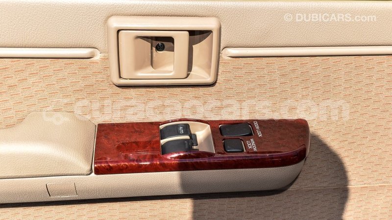 Big with watermark toyota land cruiser curacao import dubai 1830