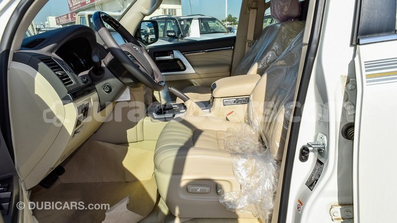 Big with watermark toyota land cruiser curacao import dubai 1831
