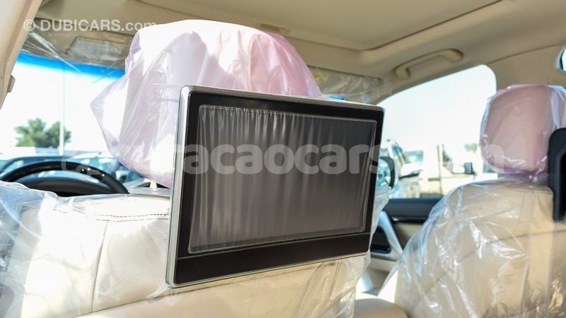 Big with watermark toyota land cruiser curacao import dubai 1831