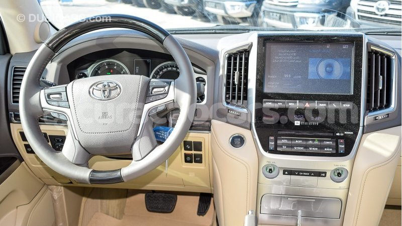 Big with watermark toyota land cruiser curacao import dubai 1831