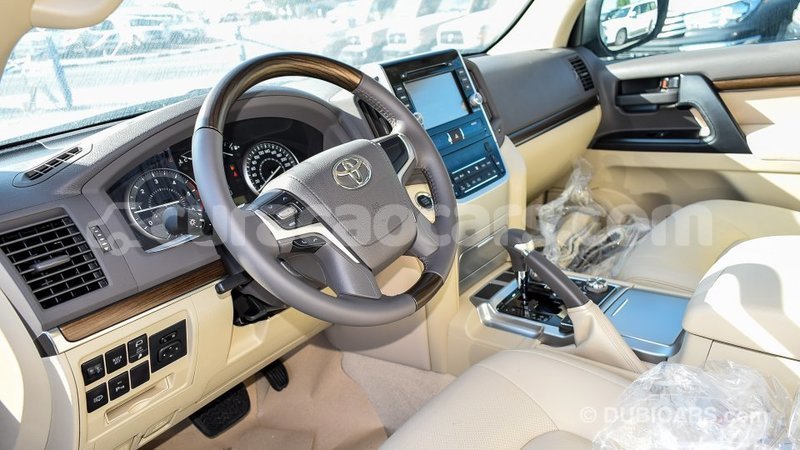 Big with watermark toyota land cruiser curacao import dubai 1832