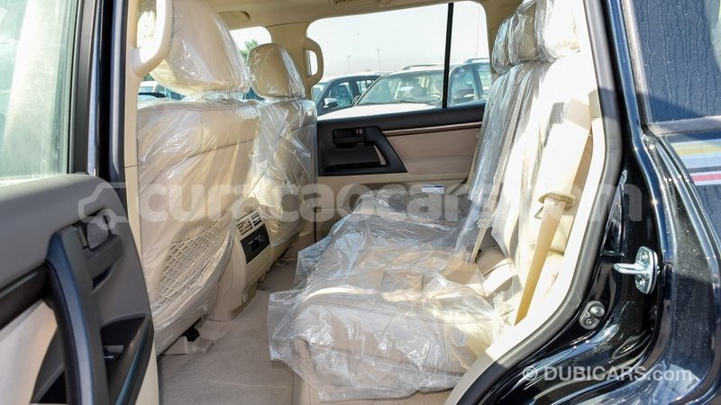 Big with watermark toyota land cruiser curacao import dubai 1832