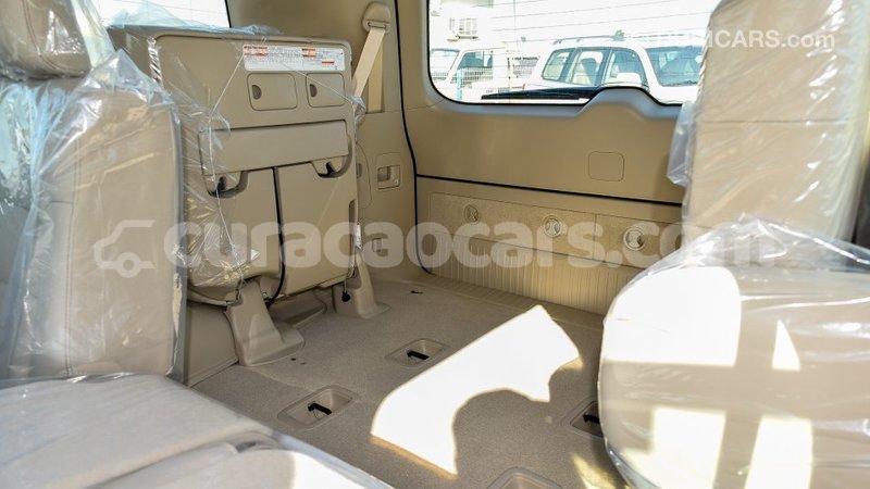 Big with watermark toyota land cruiser curacao import dubai 1832