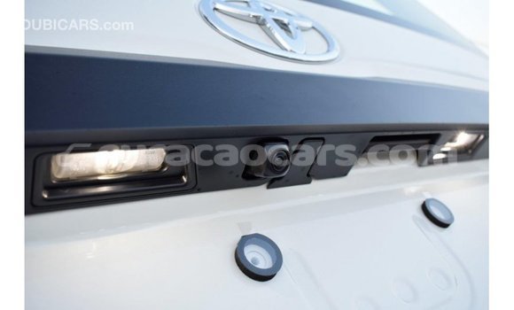 Buy Import Toyota Hiace White Car in Import - Dubai in Curacao Buy Import Toyota Hiace White Car in Import - Dubai in Curacao