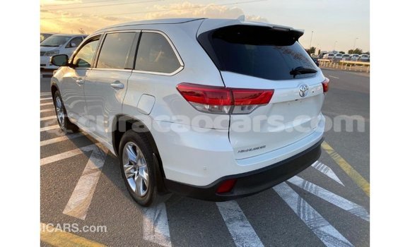 Buy Import Toyota Highlander White Car in Import - Dubai in Curacao Buy Import Toyota Highlander White Car in Import - Dubai in Curacao