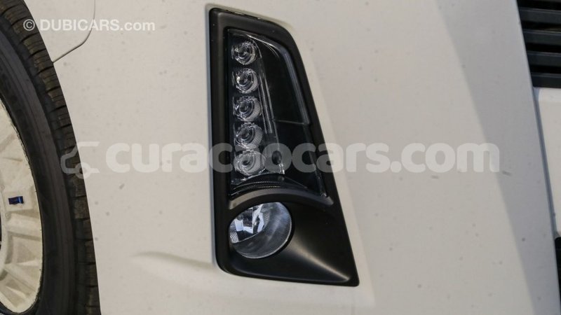 Big with watermark toyota hiace curacao import dubai 1860