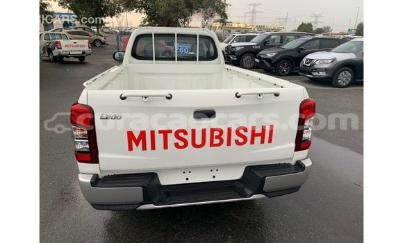Buy Import Mitsubishi L200 White Car in Import - Dubai in Curacao Buy Import Mitsubishi L200 White Car in Import - Dubai in Curacao