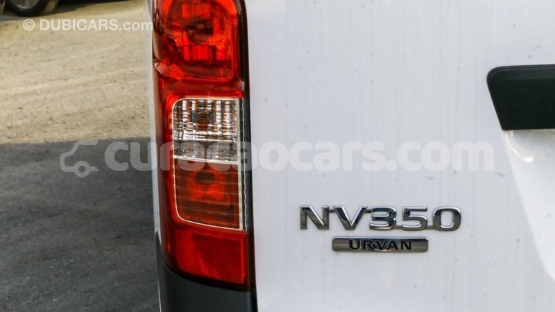Big with watermark nissan urvan curacao import dubai 1864